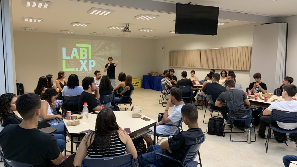 Hub de Inovação PONTI - Tecnologia